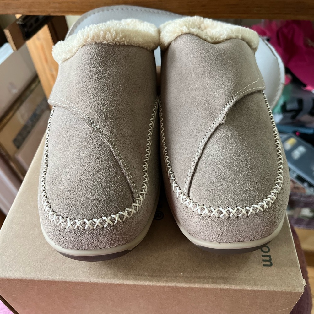 Cozy Tan Suede Slippers with Cream Lining